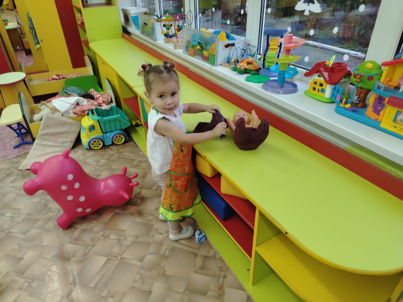 Игра в семью.