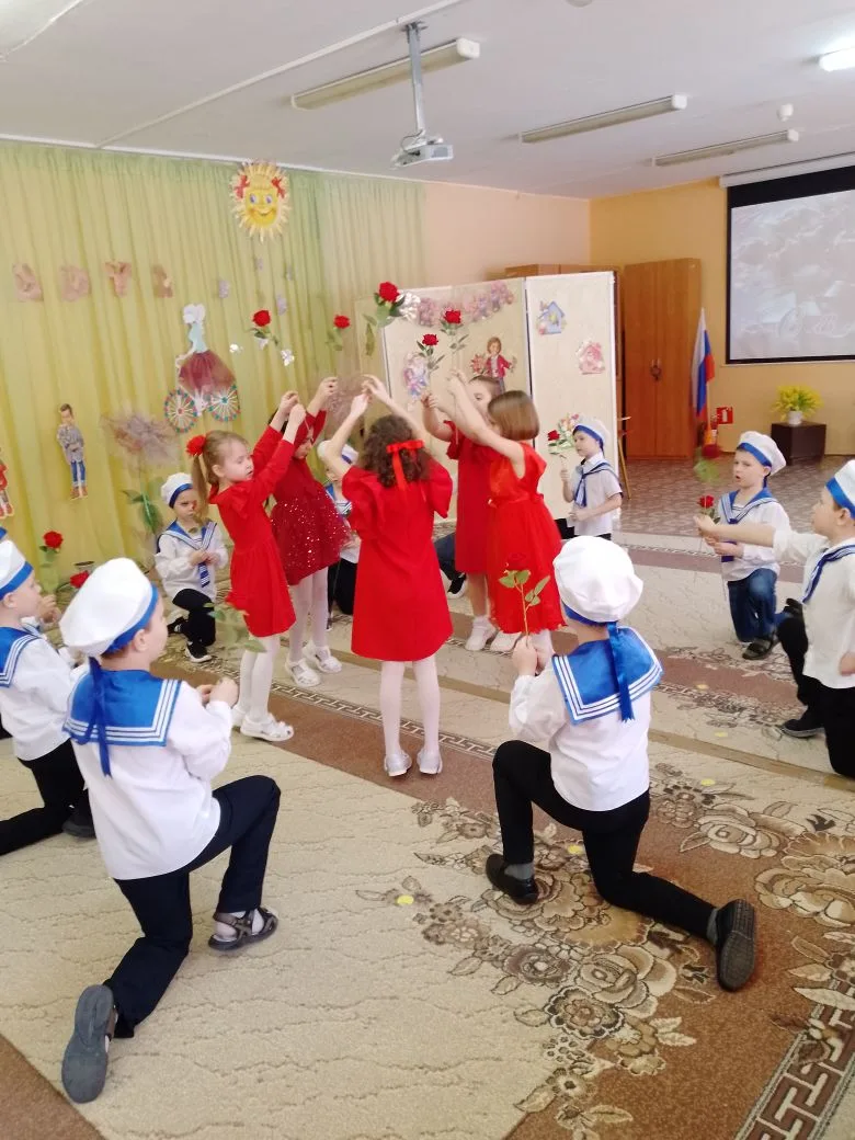 Утренник, посвященный 8 марта.