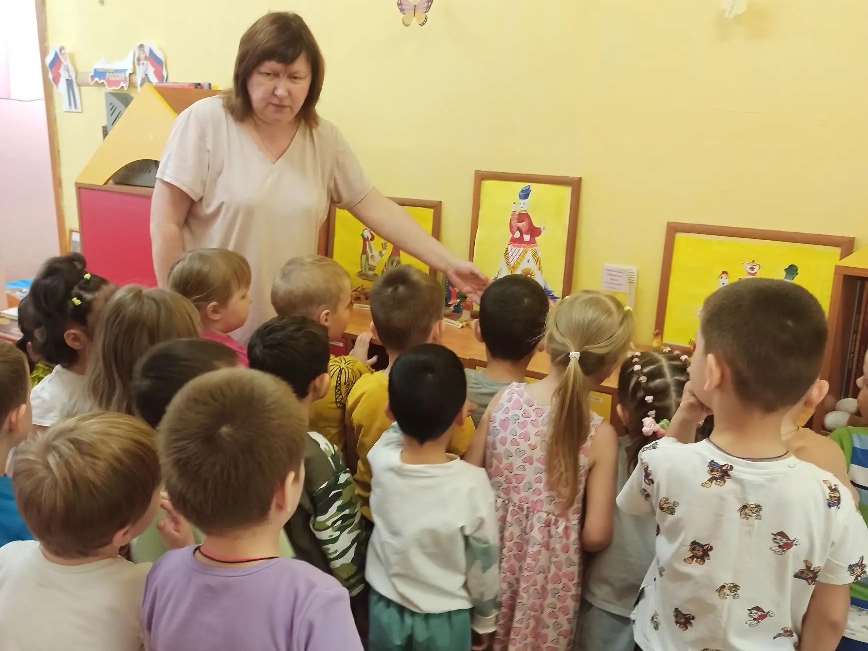 18 мая — Международный день музеев: путешествие по музейным экспозициям детского сада.