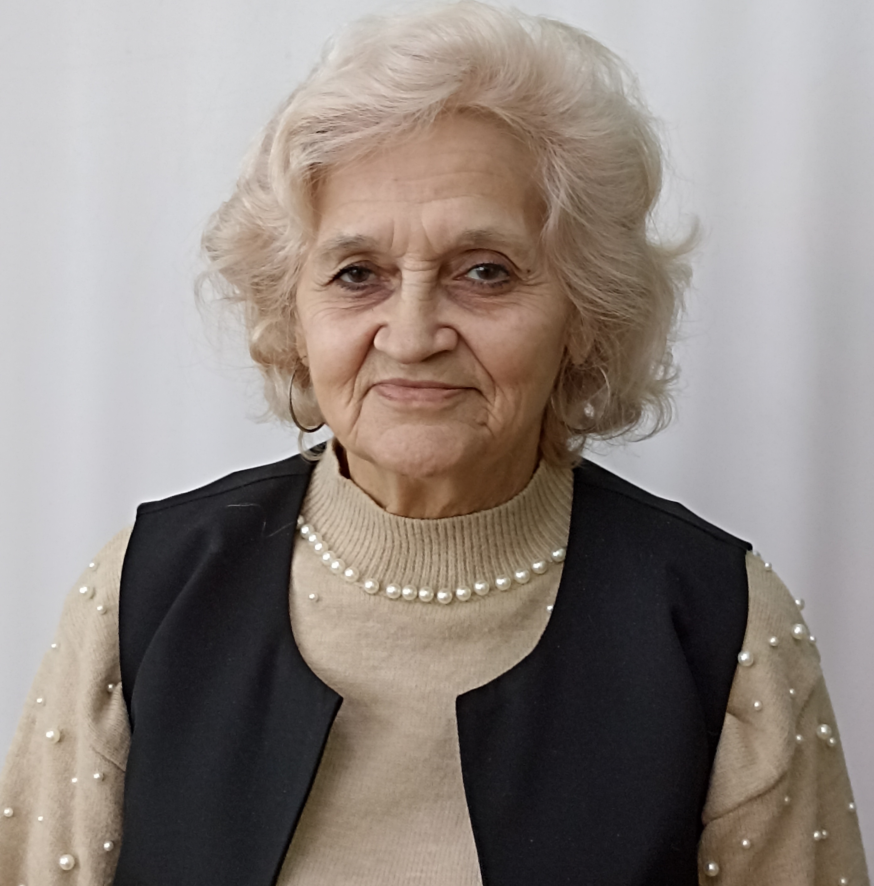 Головцова Лидия Федоровна.